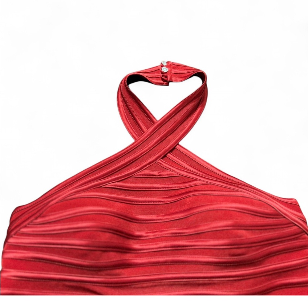 JS SIGNATURE Red Ruched Halter Tank Top - Picture 2 of 6